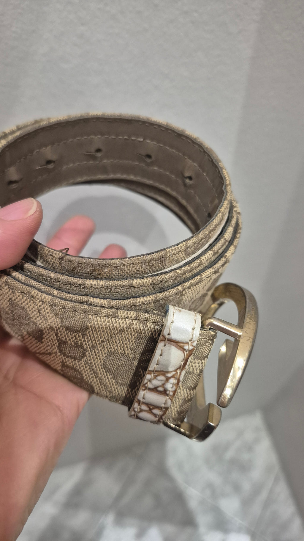 Cintura Guess