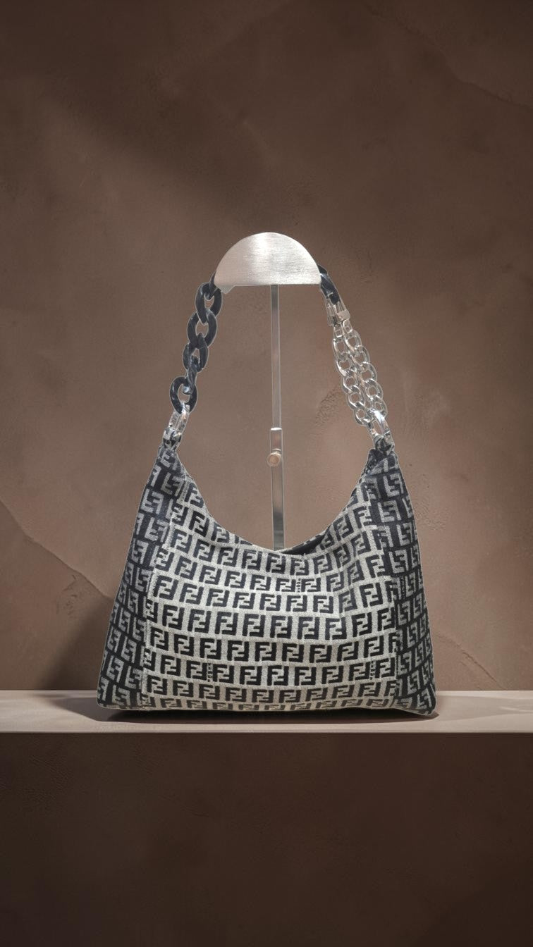 Artigianale tessuto Fendi